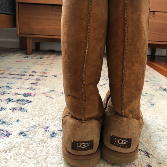 Women’s Chestnut Uggs— Tall - Picture 2 of 3